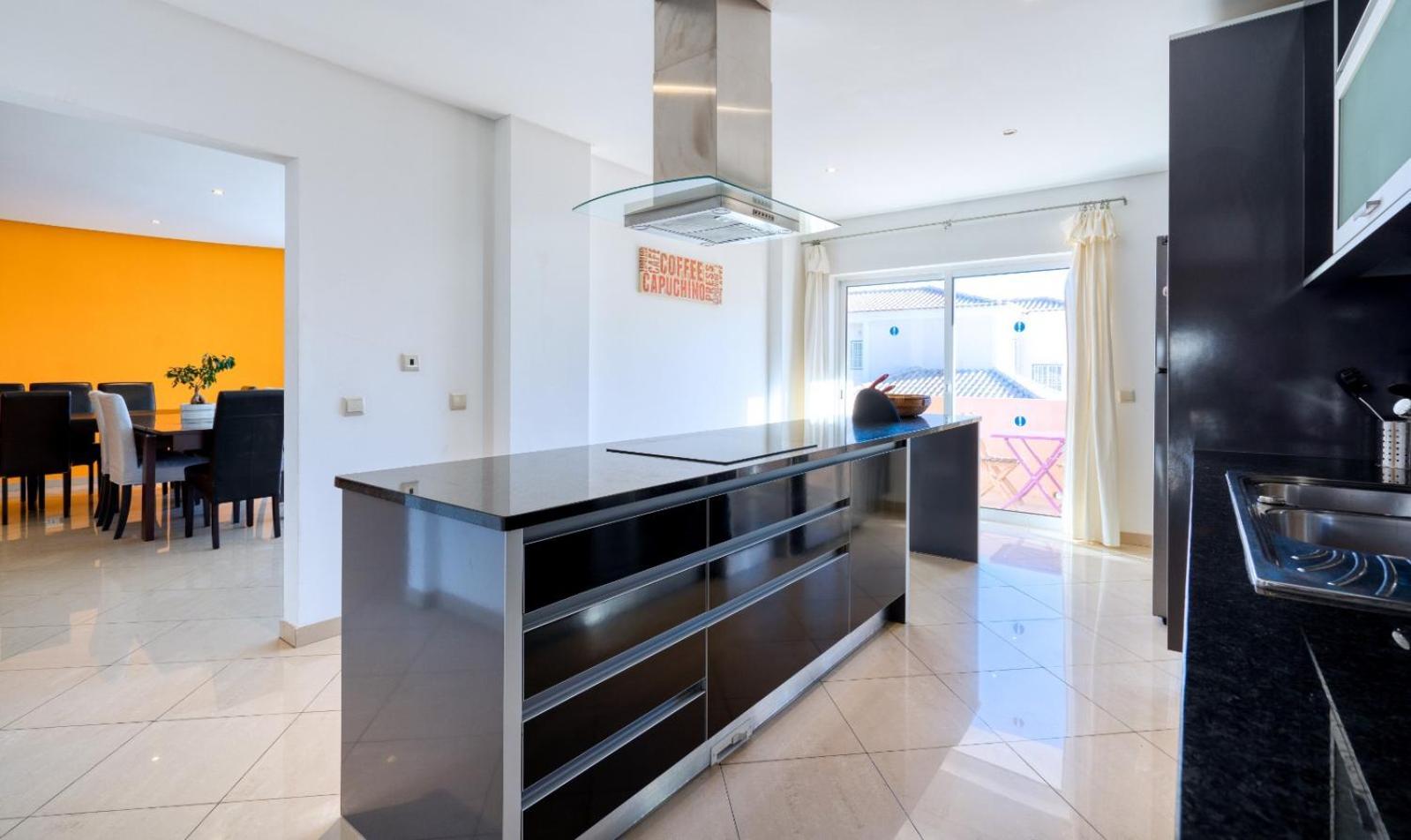 Full Private 300Sqm Villa Jacuzzi Heated Pool Ideal & Quiet Location Albufeira Exterior photo
