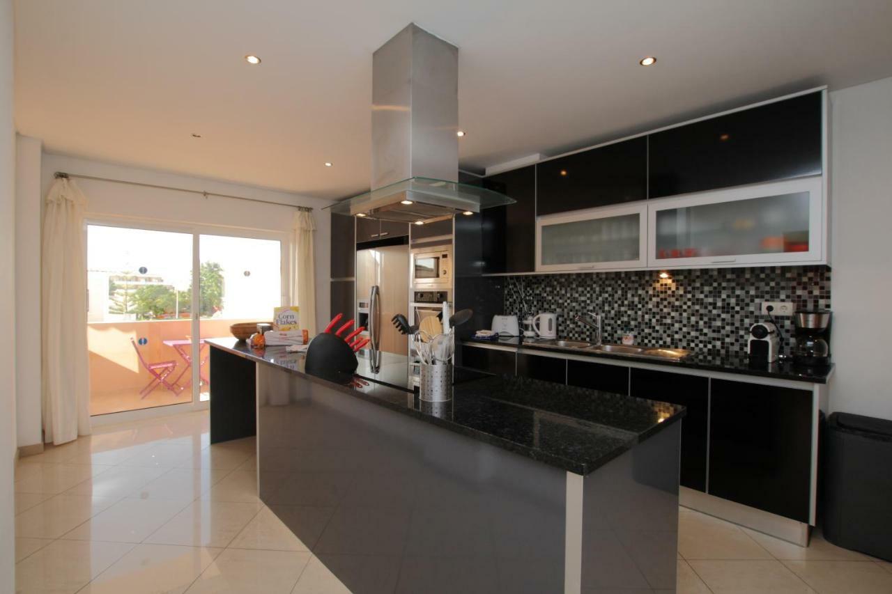 Full Private 300Sqm Villa Jacuzzi Heated Pool Ideal & Quiet Location Albufeira Exterior photo